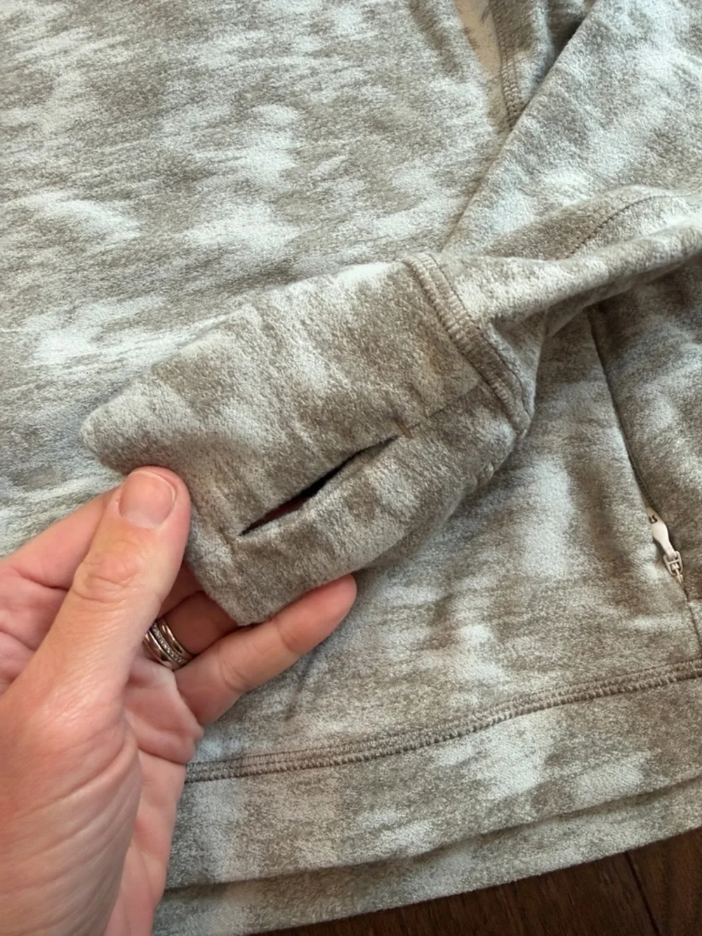 Lululemon It’s Rulu Run Long Sleeve Size 0(?) - C31-012